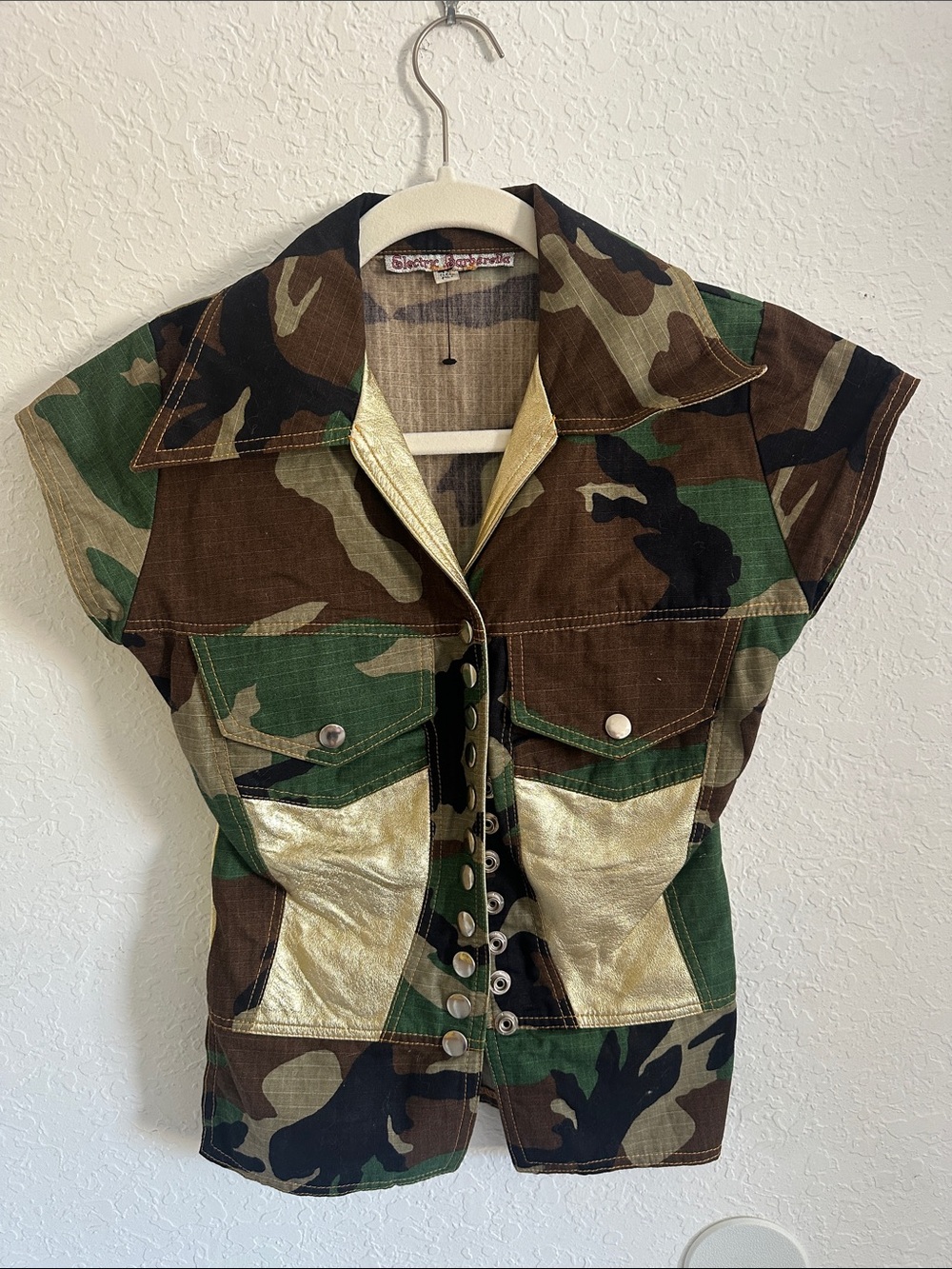 Electric Barbarolla Gold-Trim Camo Set - Picture 2 of 6